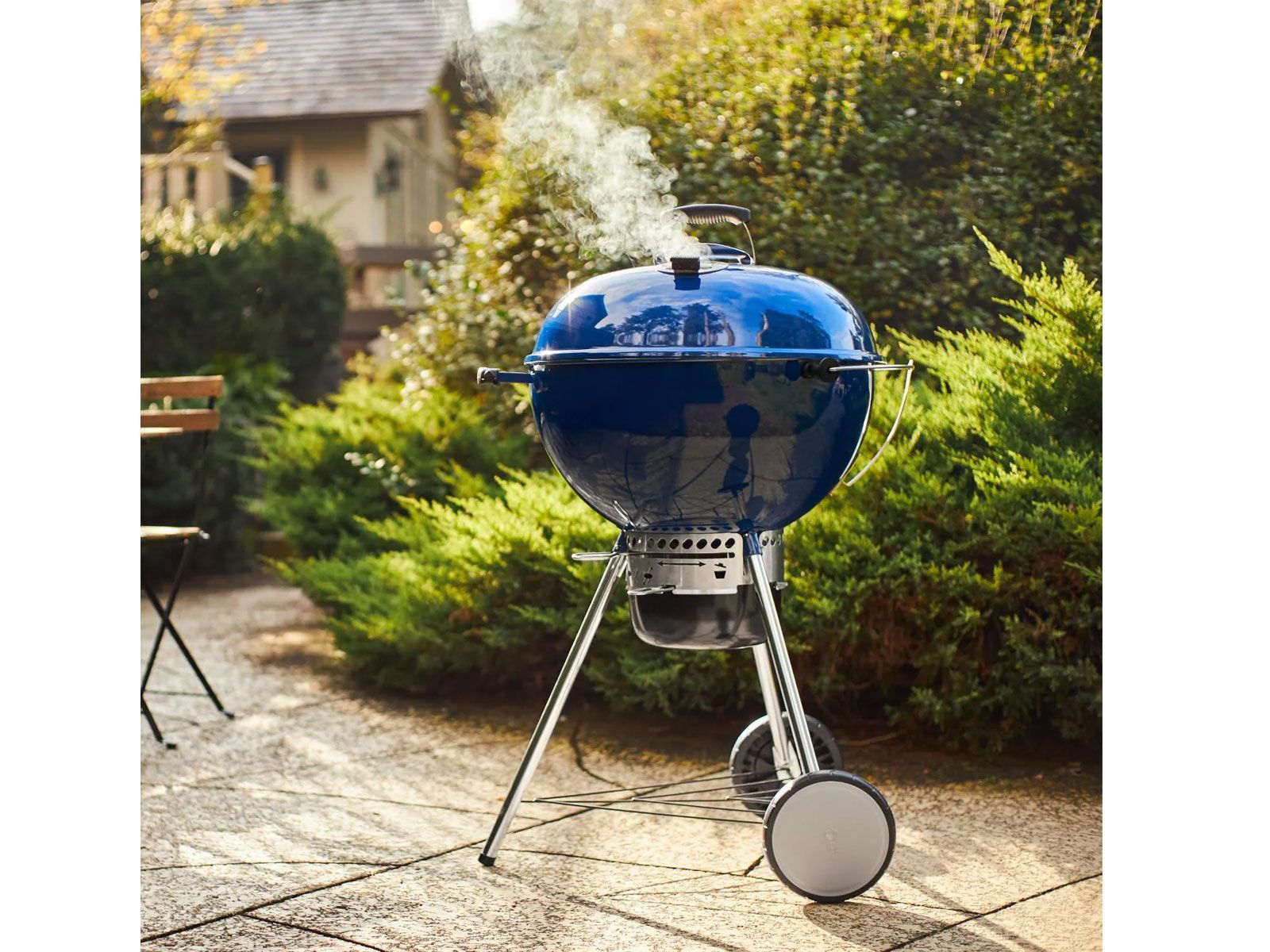 Weber 22 inch Master-Touch Charcoal Grill Ocean Blue