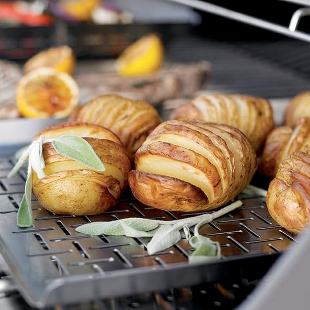 Weber® Deluxe Grilling Pan