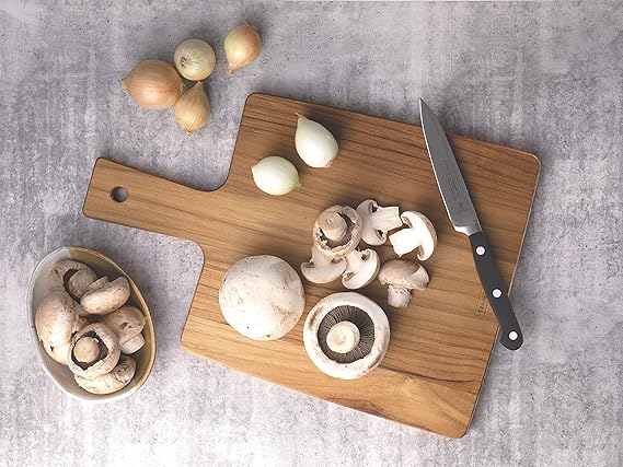 Tramontina FSC Cutting Board 34 x 23 x 1.8 cm – Teak Oil